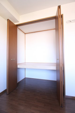 パルティーダC棟の収納