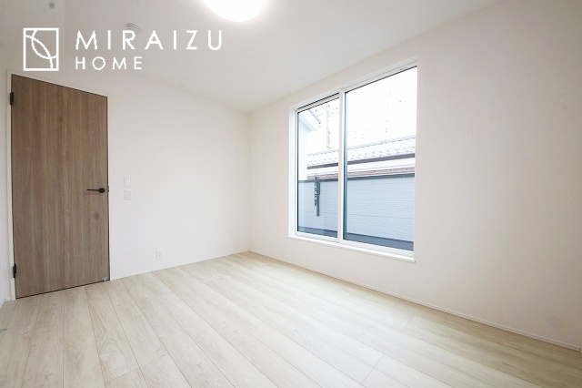 【子供部屋】 | 平日・休日問わず、いつでもご見学が出来ます♪☆実際に見て、触れて感じる安心のお住まい探しを体験して下さい♪☆物件情報だけでなく、地域の特色などなどエリア情報もお伝え出来たら嬉しいです♪