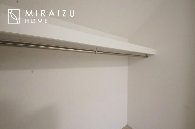 【寝室】 | 暮らしやすさを考えたプランで快適な現地ロケーションを実現。安らぎに満たされる、ゆとりのある日々を過ごせます♪