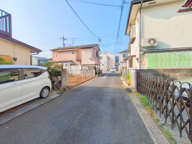 【周辺】 | 居心地の良さそうなリラックスできる空間。独立性のある建物ですので、ご自分の時間を大切にしたご家族様にぴったりです！