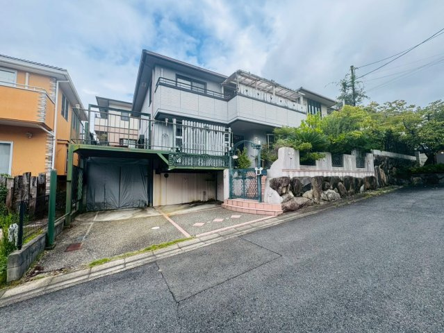 御陵峰ケ堂町3丁目