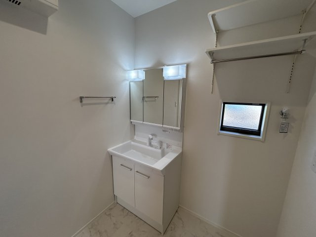 阿南市羽ノ浦町中庄池ノ上建売28の洗面所