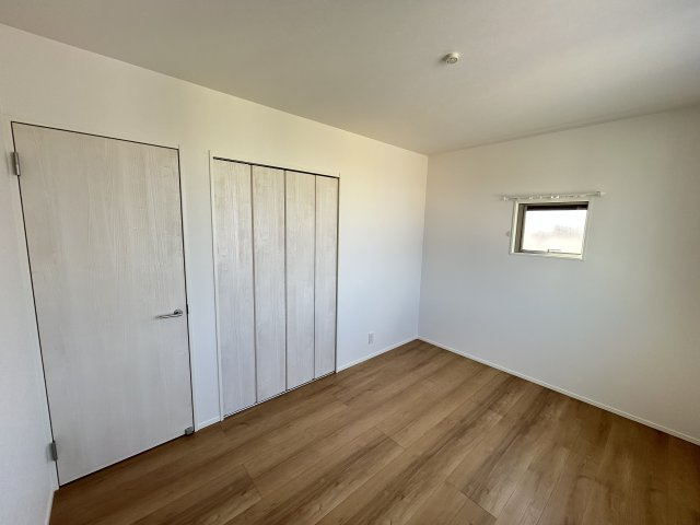 阿南市羽ノ浦町中庄池ノ上建売28の洋室