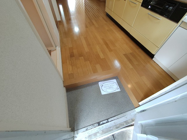 上池田グリーンハイツの玄関