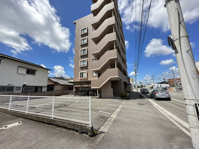 プルミエールの周辺