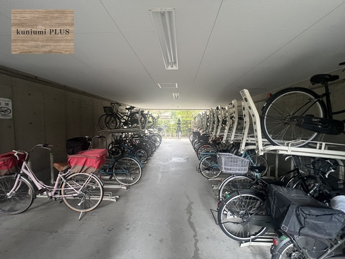 ディオ・フェルティ旭公園の駐輪場