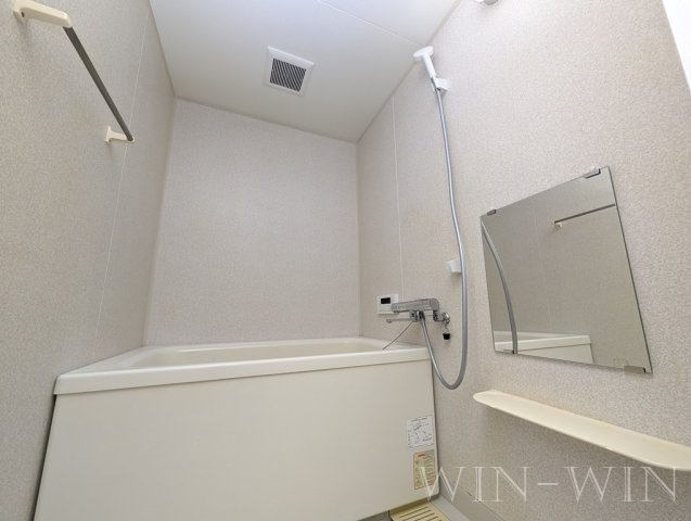 ウエストクレアの浴室