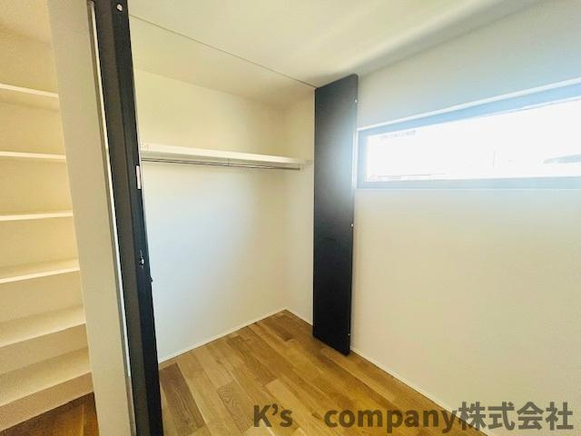 茅ヶ崎市みずき2丁目　新築戸建の収納|洋室5.3帖の収納スペース◇