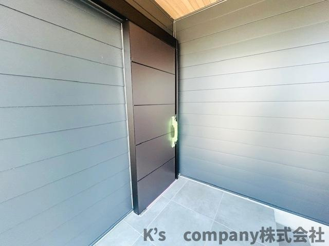 茅ヶ崎市みずき2丁目　新築戸建の玄関|玄関周辺スペース◇