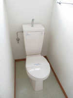 清潔感のあるトイレです