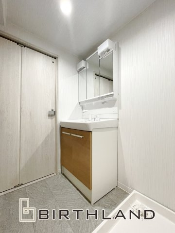 中古マンション　アーク郡山一番館の独立洗面台