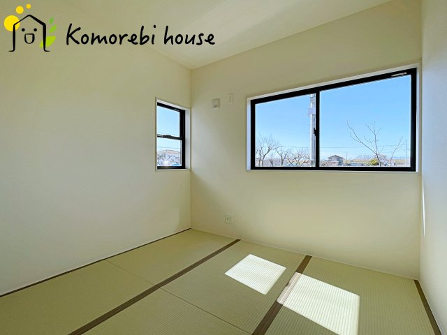 さいたま市西区宝来　新築一戸建て　リーブルガーデン　01の和室|和室、ちょっとしたくつろぎスペースにいかがでしょうか
