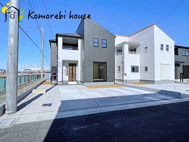 さいたま市西区宝来　新築一戸建て　リーブルガーデン　01の駐車場|外観は落ち着いています