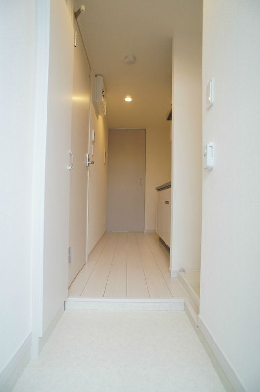 リブリ・Y&Sの玄関