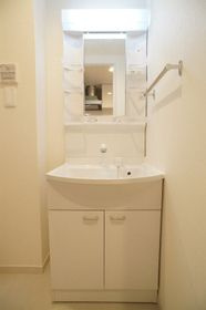 リブリ・Y&Sの独立洗面台