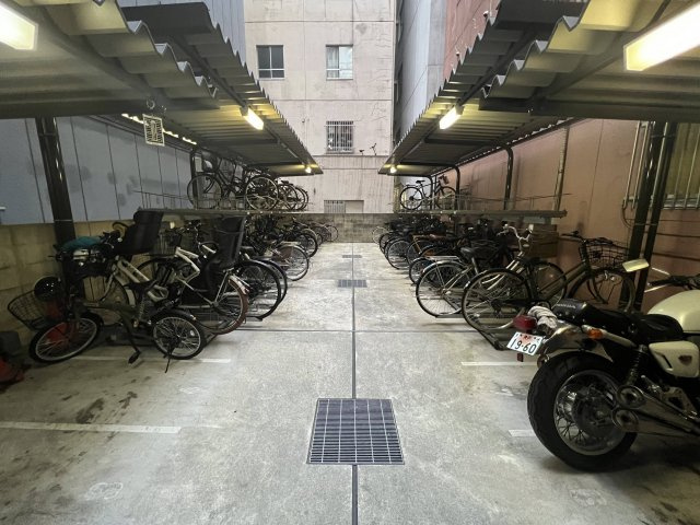 フォレステージュ北堀江のその他共用部分|フォレステージュ北堀江　駐輪場