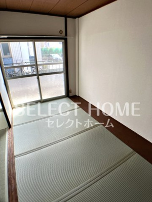 【寝室】 | コーポ眞朝 | 開放的な寝室です