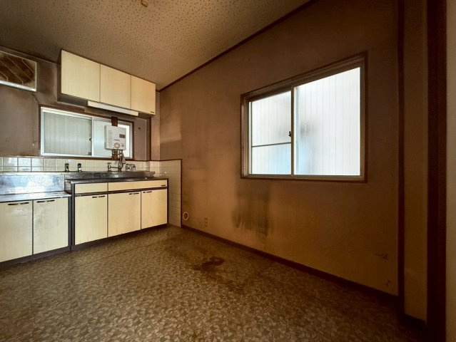 神戸市須磨区平田町１丁目の一戸建て
