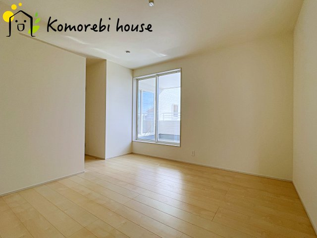 さいたま市西区宝来　新築一戸建て　リーブルガーデン　02の寝室|落ち着いた色調の寝室です