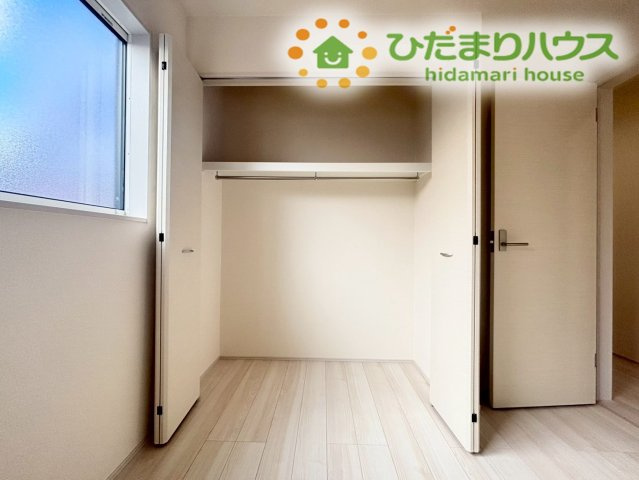 行田市桜町1丁目　新築一戸建て　ブルーミングガーデン　01の玄関|収納豊富なのでお部屋が散らかることもありませんね(-ω-)/