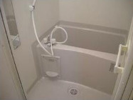 【浴室】 | ヴィラ　ウェル | 浴室乾燥機付きバス。