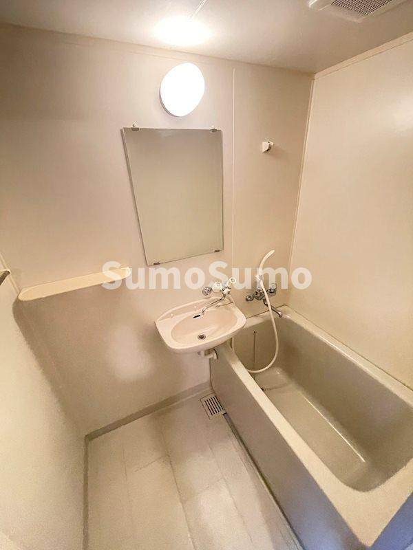 グランシャリオ竹下の浴室