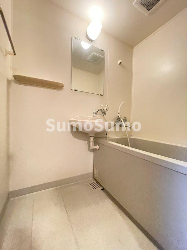 グランシャリオ竹下の浴室