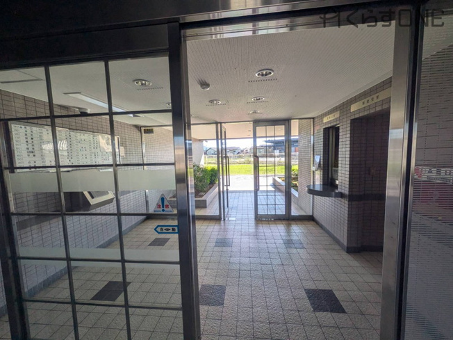 【エントランス】 | プレステージ姫路御国野