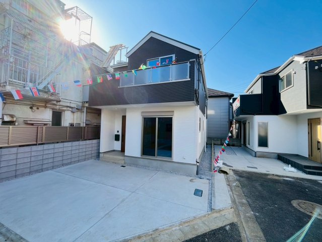 【外観】 | 練馬区西大泉６丁目　新築戸建て　２号棟 | 落ち着いた低層住宅街、穏やかな暮らしを育めます