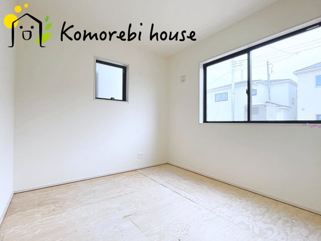 さいたま市西区宝来　新築一戸建て　リーブルガーデン　03の和室|和室がひろがる居住スペース