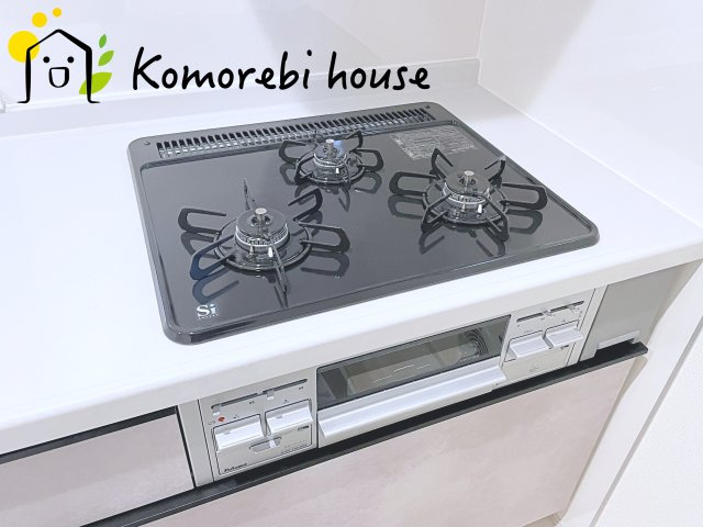 さいたま市西区宝来　新築一戸建て　リーブルガーデン　03のキッチン|きれいなキッチンです