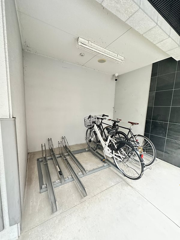 プレサンス三宮ディライトの外観