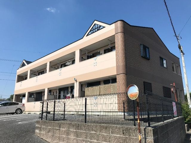 コーポ Interwest NAZの外観