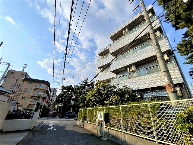 神戸市東灘区住吉東町１丁目の賃貸マンション
