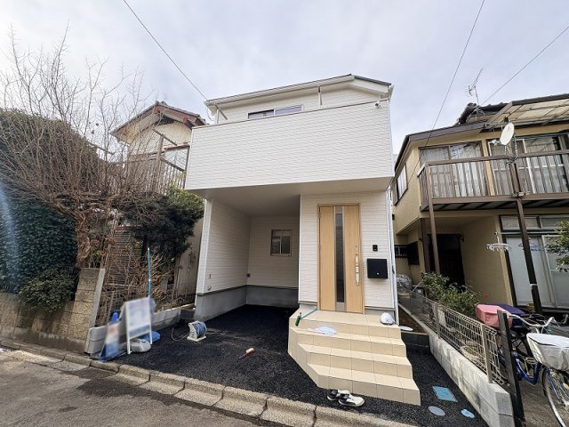 【外観】 | 新座市片山1丁目　新築一戸建住宅　全1棟　(保谷店) | 生活環境が整った閑静な住宅街に佇む2LDK+S！