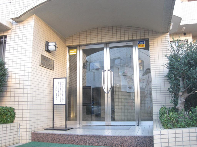 【エントランス】 | コスモ志木ピュアコート　(丸井志木店) | 安全性に配慮した新耐震基準仕様。