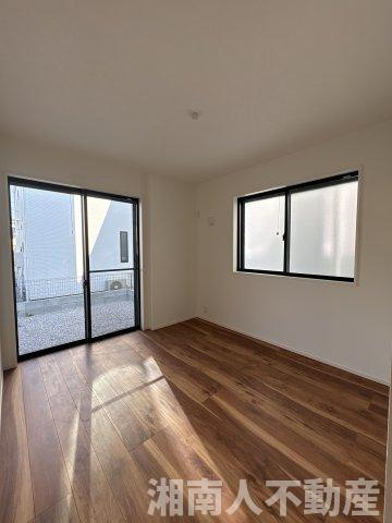 平塚市花水台 　新築戸建の洋室|きれいな洋室です