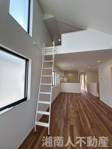 平塚市花水台 　新築戸建の居間・リビング|ゆったり過ごせる居間です