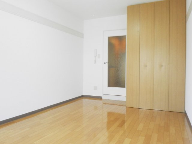 ステラ伸光の洋室|個人の部屋や寝室として使える洋室です