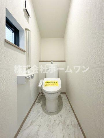 青梅新町3期　新築戸建のトイレ|清潔感のあるトイレです