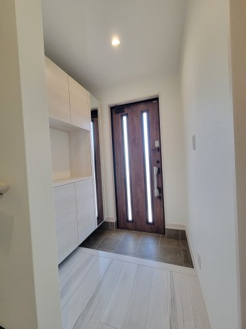 西浜Ⅻ・新築戸建の玄関