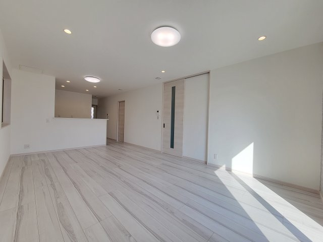 西浜Ⅻ・新築戸建の居間・リビング