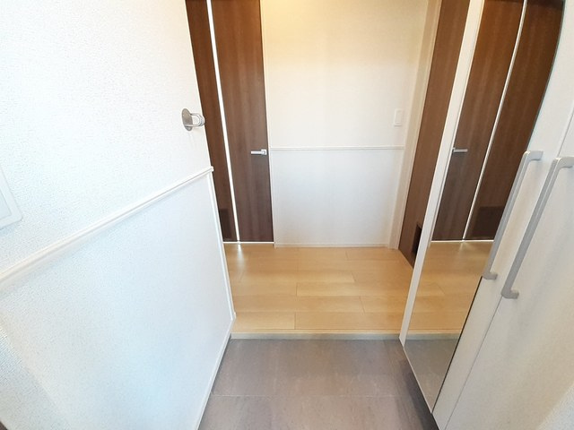 ユニクビルゴの玄関|玄関