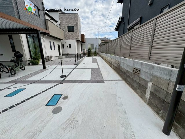 北区土呂Ⅵ　新築戸建　02の駐車場