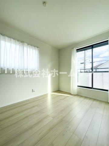 青梅新町3期　新築戸建の洋室|ゆったりした洋室です