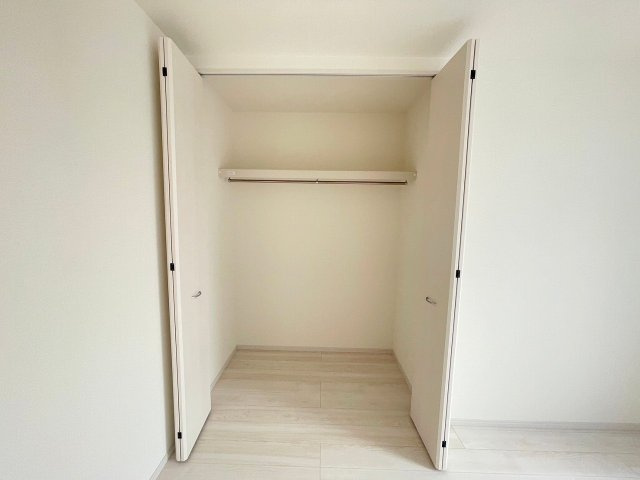 吉川市上内川　新築戸建　全2棟　1号棟の収納|同施工会社の参考写真になります。