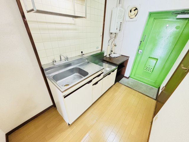 シャトー太宰府のキッチン|別号数タイプ