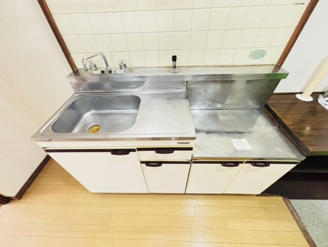 シャトー太宰府のキッチン|別号数タイプ