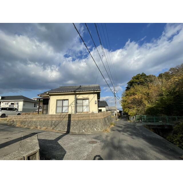 岩国市青木町三丁目　戸建て貸家の前面道路含む現地写真