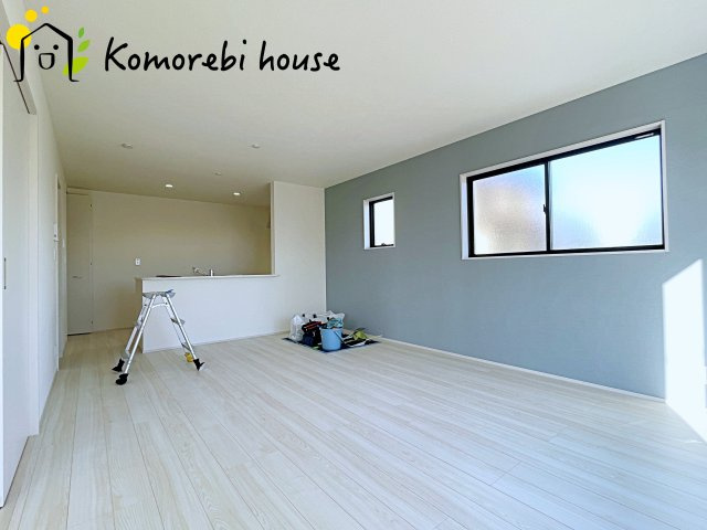 さいたま市西区宝来　新築一戸建て　リーブルガーデン　05の居間・リビング|26.2.9撮影済み